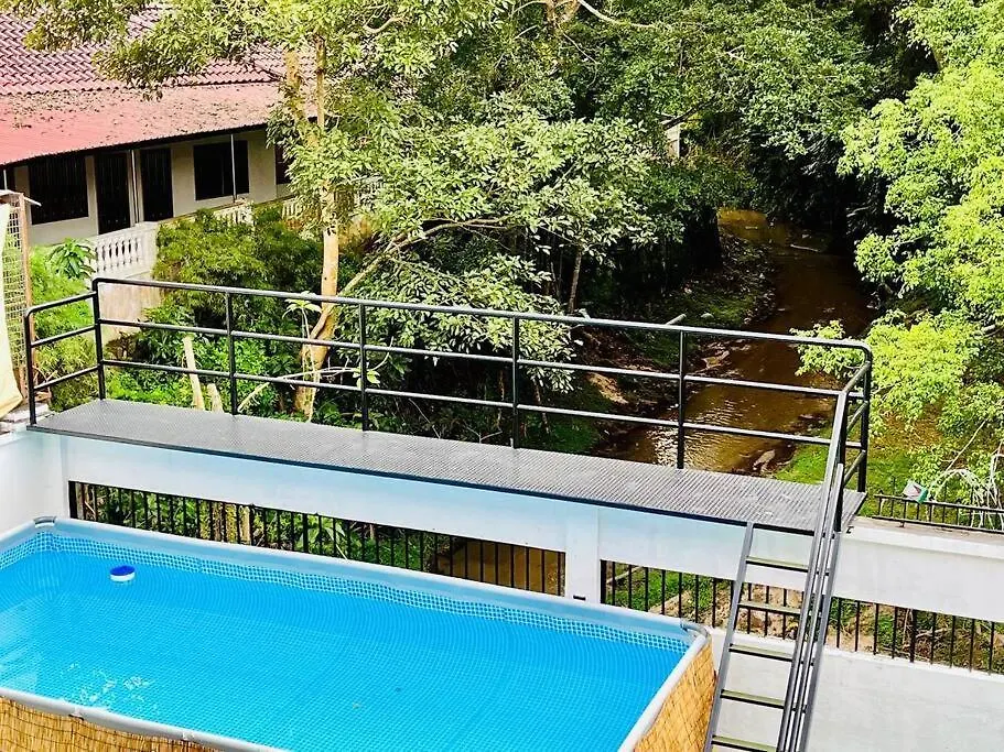 Luxury Private Pool Villa + Riverview Bbq Patio! George Town