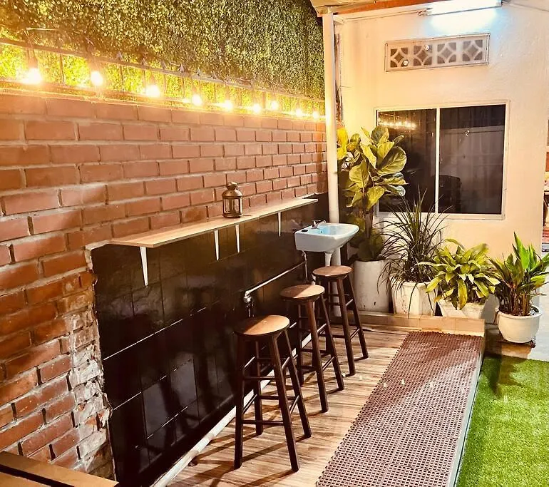 Luxury Private Pool Villa + Riverview Bbq Patio! George Town