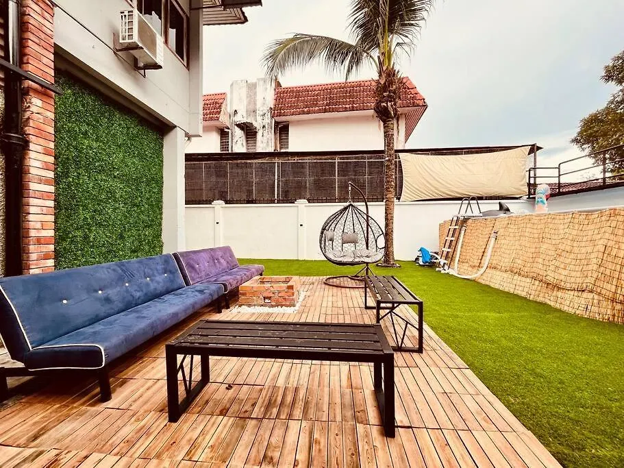 Luxury Private Pool Villa + Riverview Bbq Patio! Τζωρτζ Τάουν