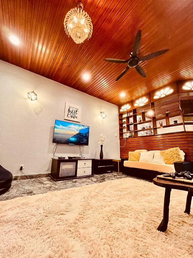 Luxury Private Pool Villa + Riverview Bbq Patio! Τζωρτζ Τάουν 0*,  Μαλαισία